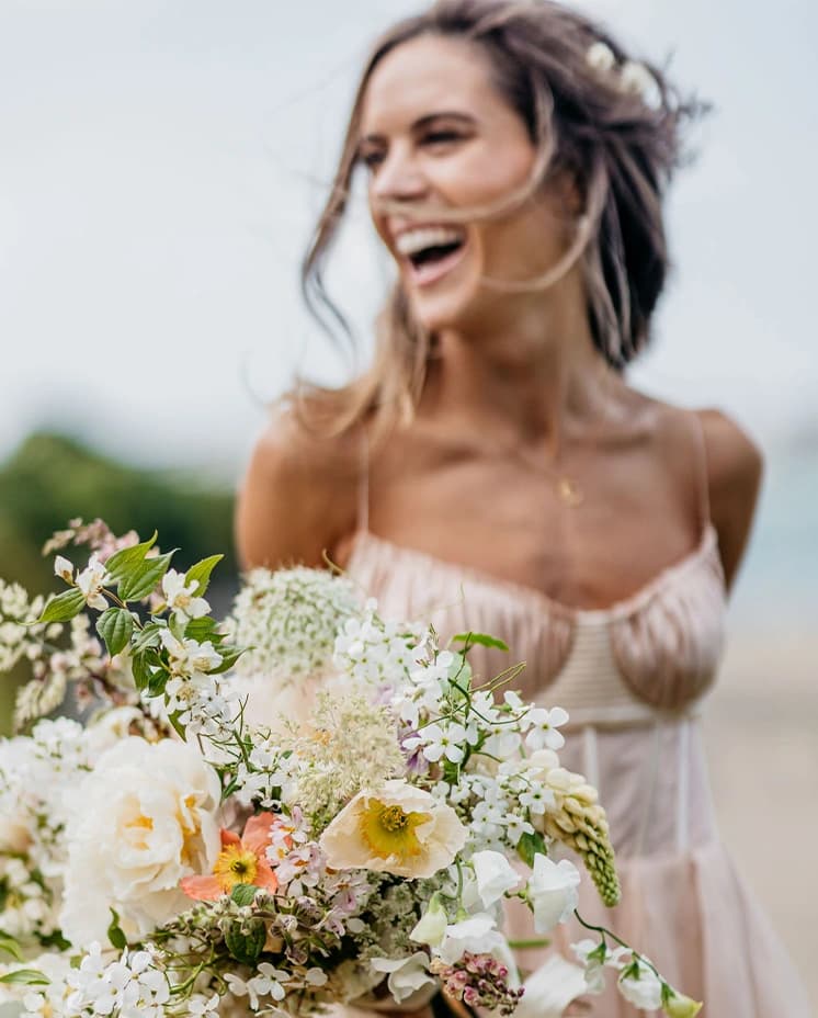 bridal fashion wedding flowers