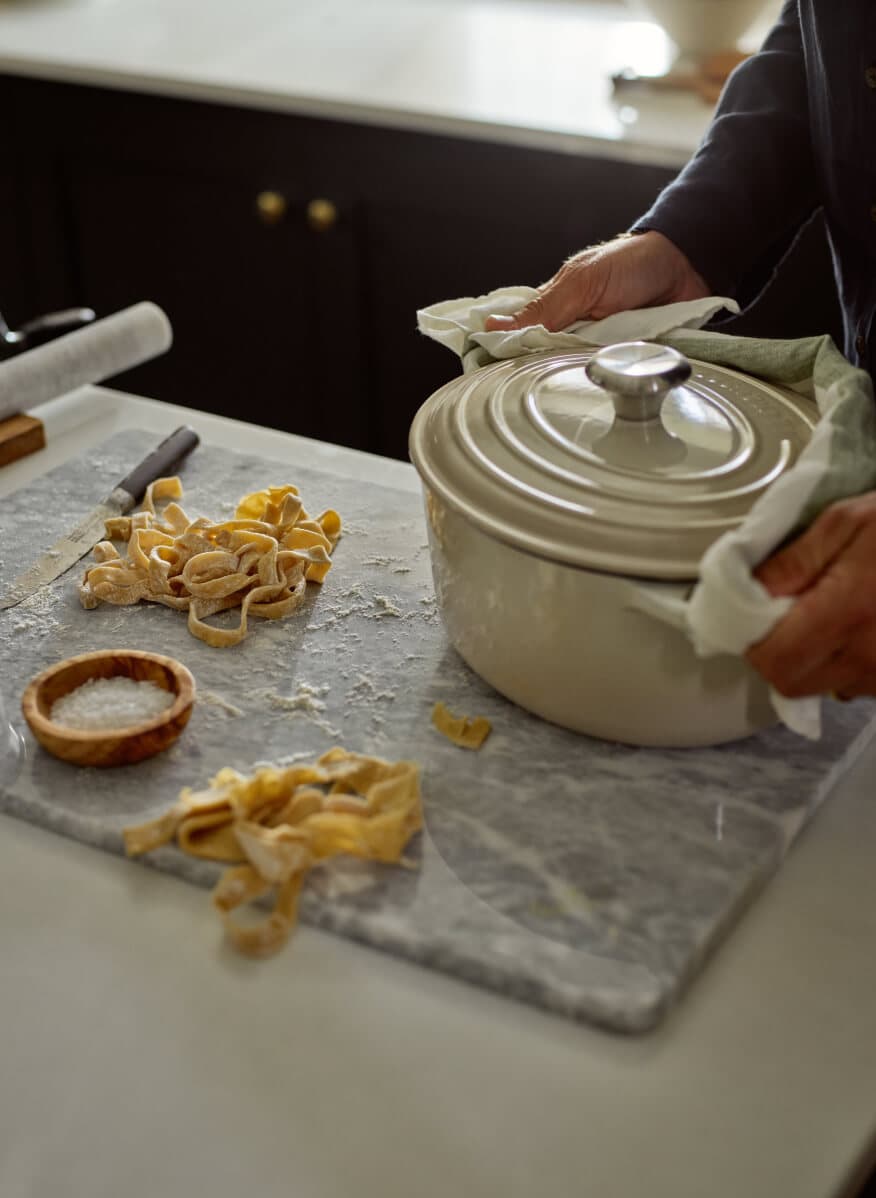 Making pasta with a Le Creuset dish 