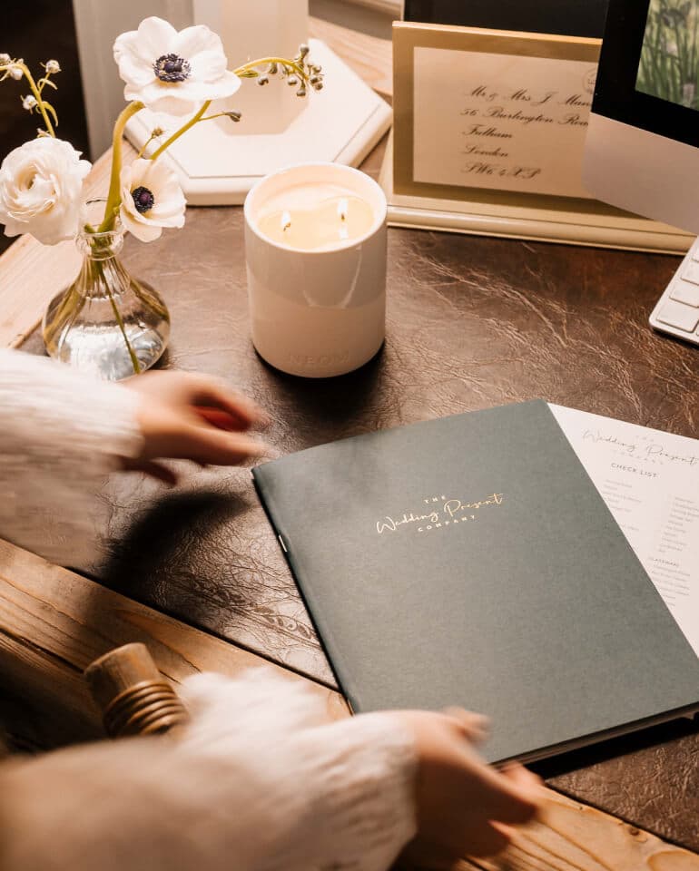 Wedding list advisor and brochure 
