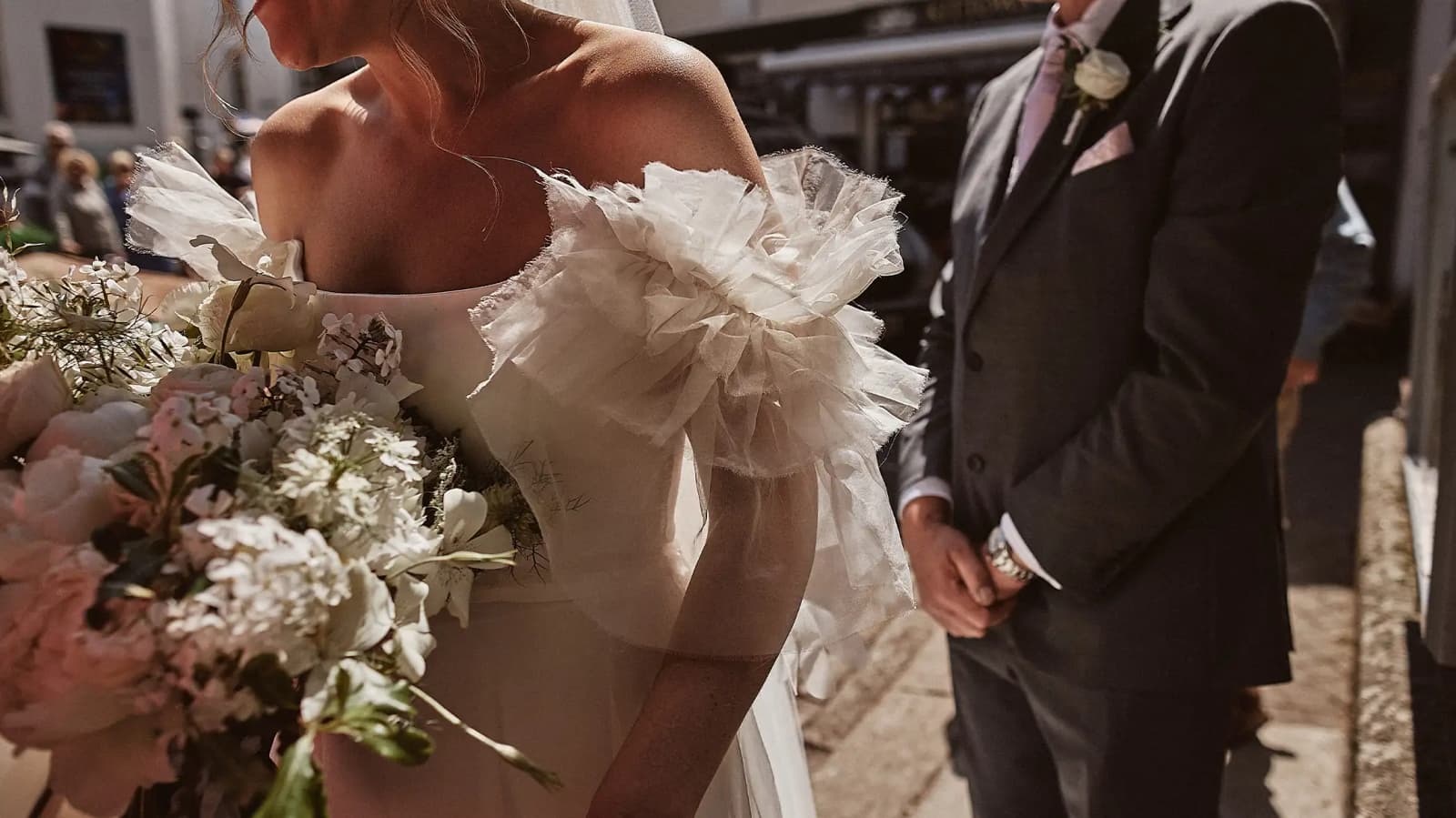 bride and groom beautiful couple classy wedding