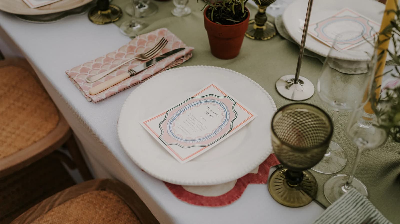 stationery food menu cutlery table decorations