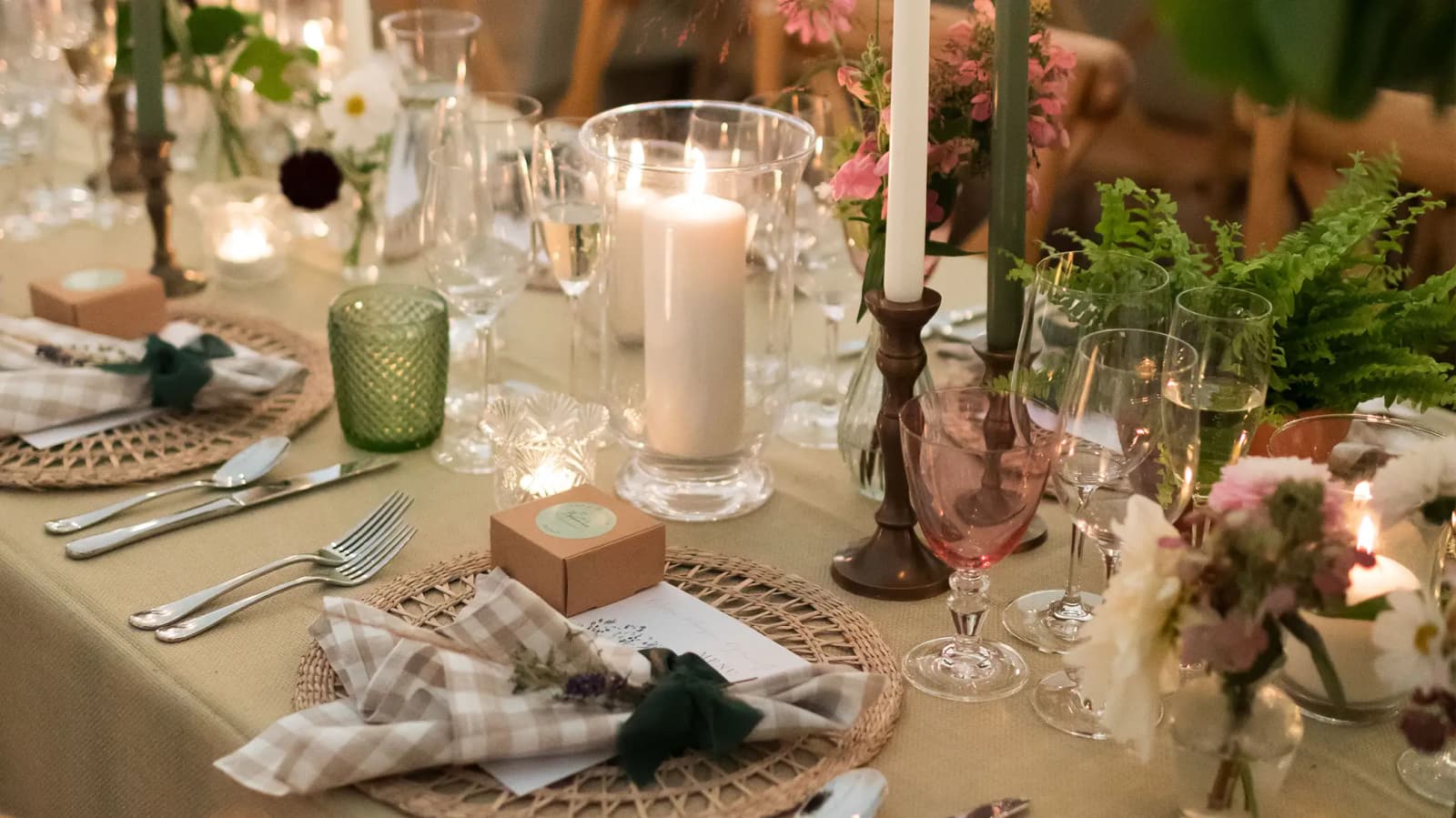 Wedding favours in box placed on a tastefully decorated wedding table.