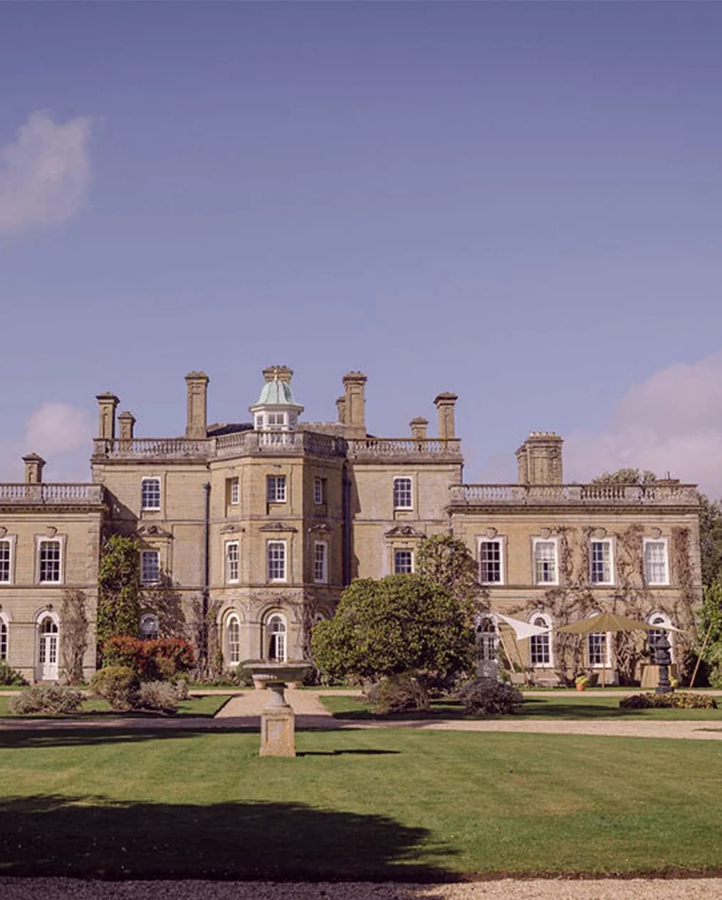 wedding location grand castle majestic romantic