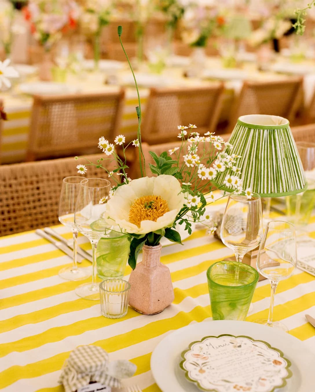 table decorations flowers florist