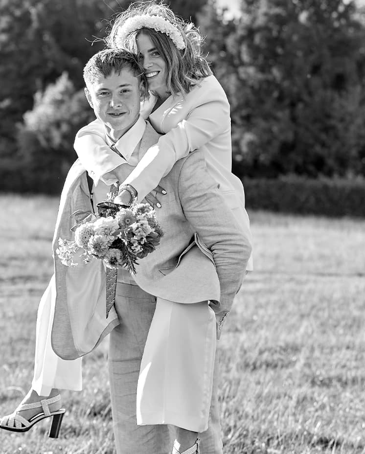 bride and groom wedding bouquet English wedding