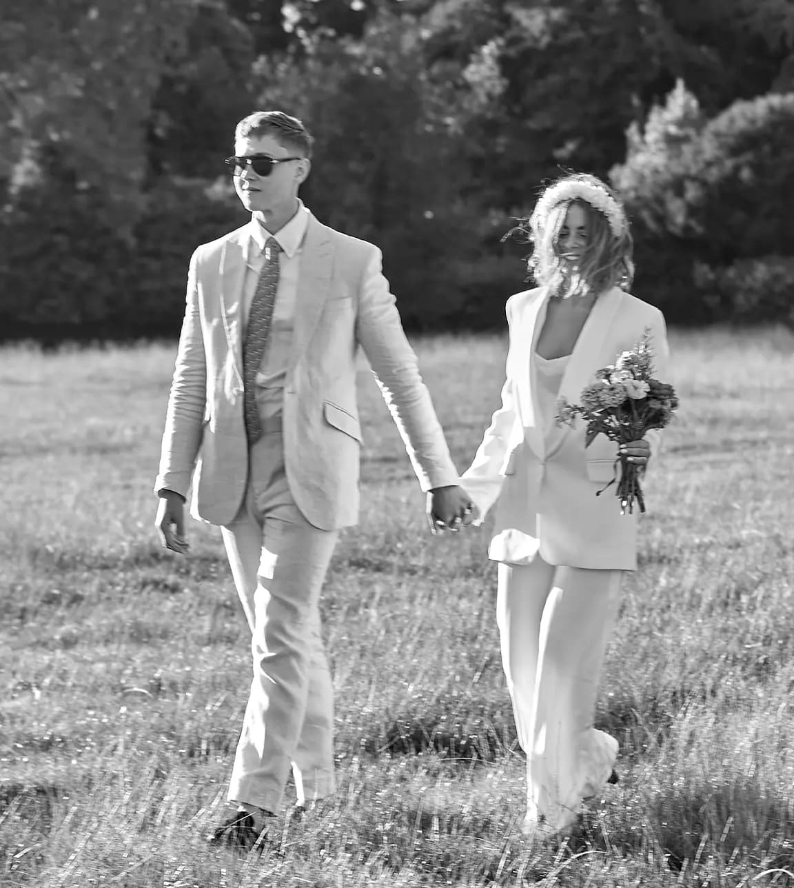 Bride and groom luxury English wedding