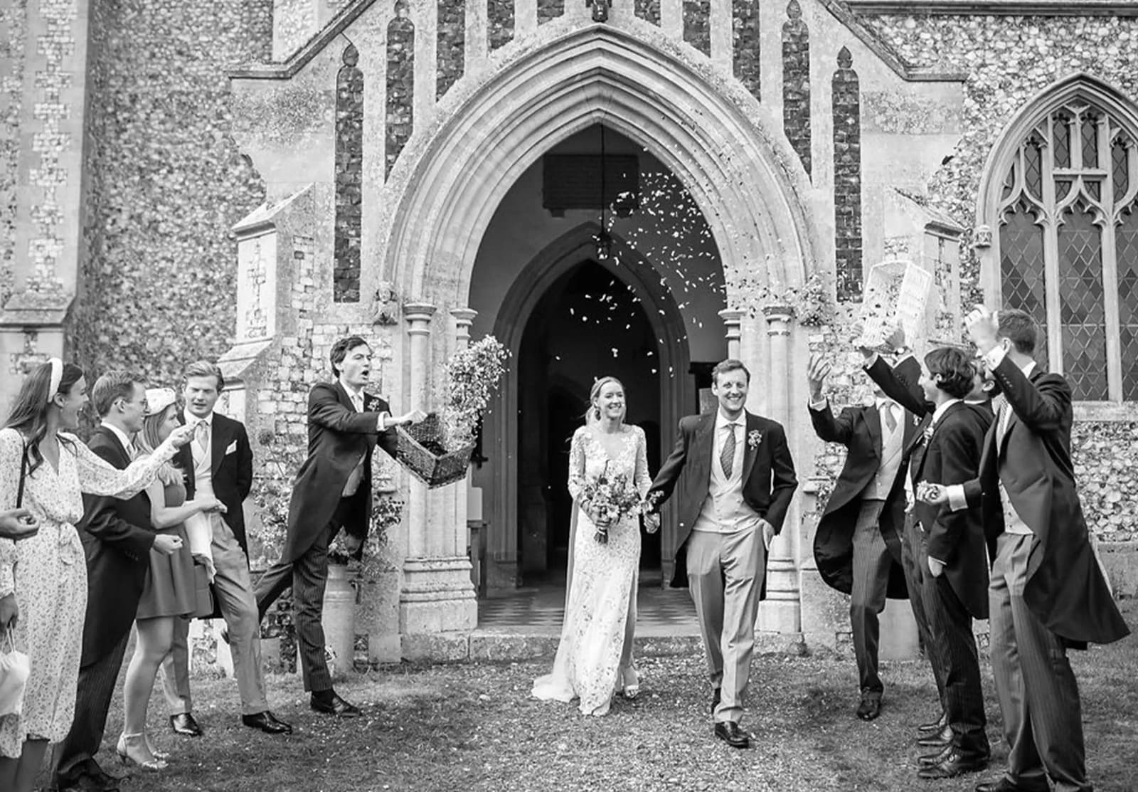 bride and groom traditional wedding church