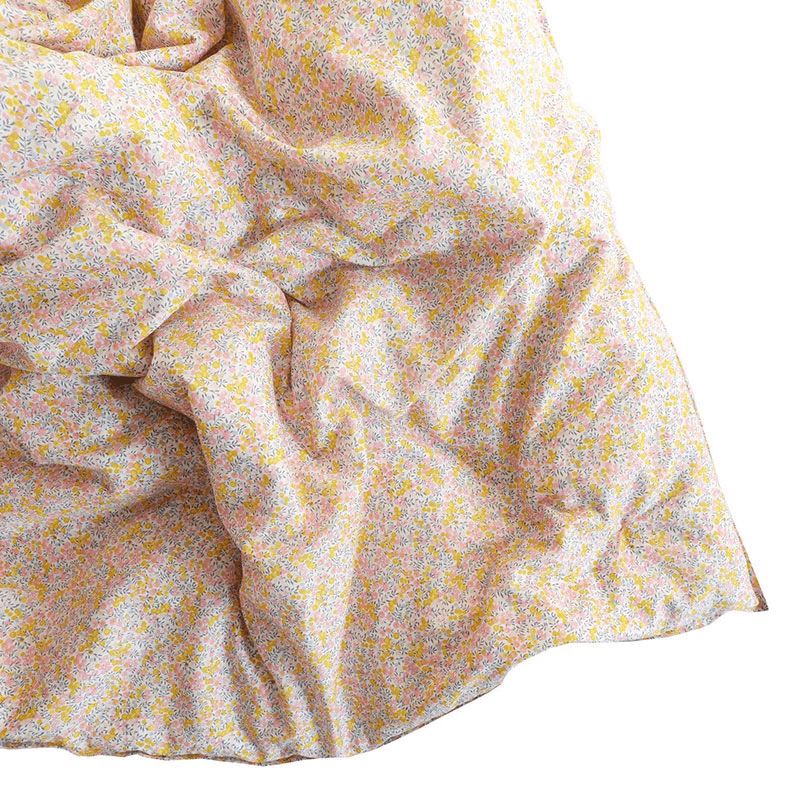 Betsy Candy Floss/Wiltshire Bud Heirloom Quilt, King, Pink