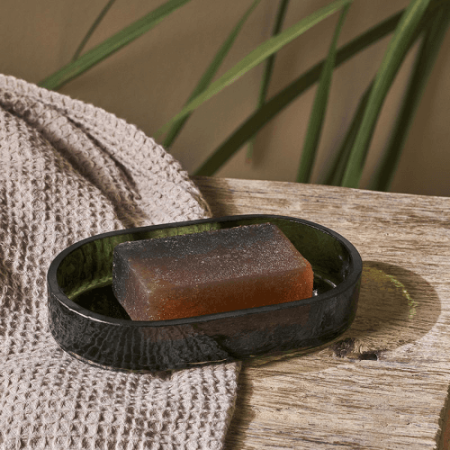 Image showing the Ilcoso Recycled Hammered Glass Soap Pump, 2 x 14 x 8cm, Green product.