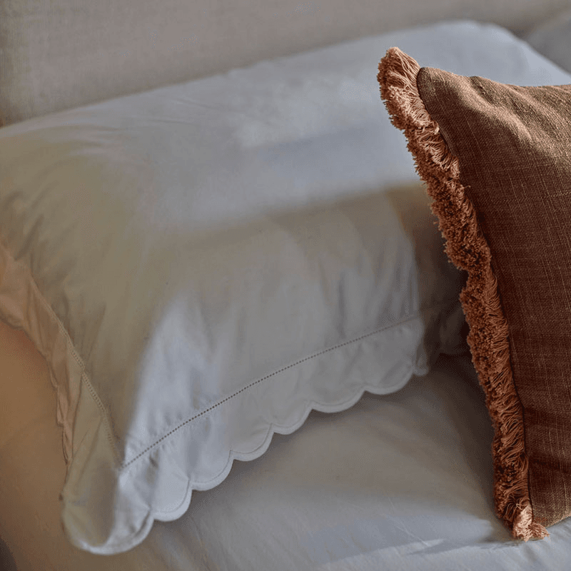 Madalena Set of 2 Standard Oxford Pillowcases, White