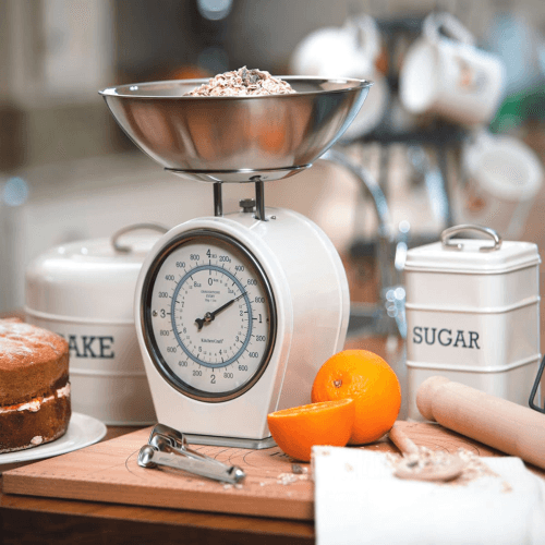 Image showing the Living Nostalgia Mechanical scales, 4Kg, Cream product.