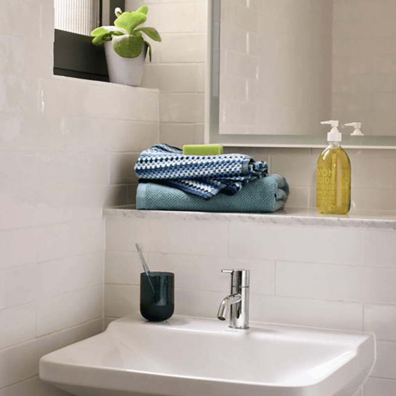 Carnaby Stripe Bath Towel, Blue