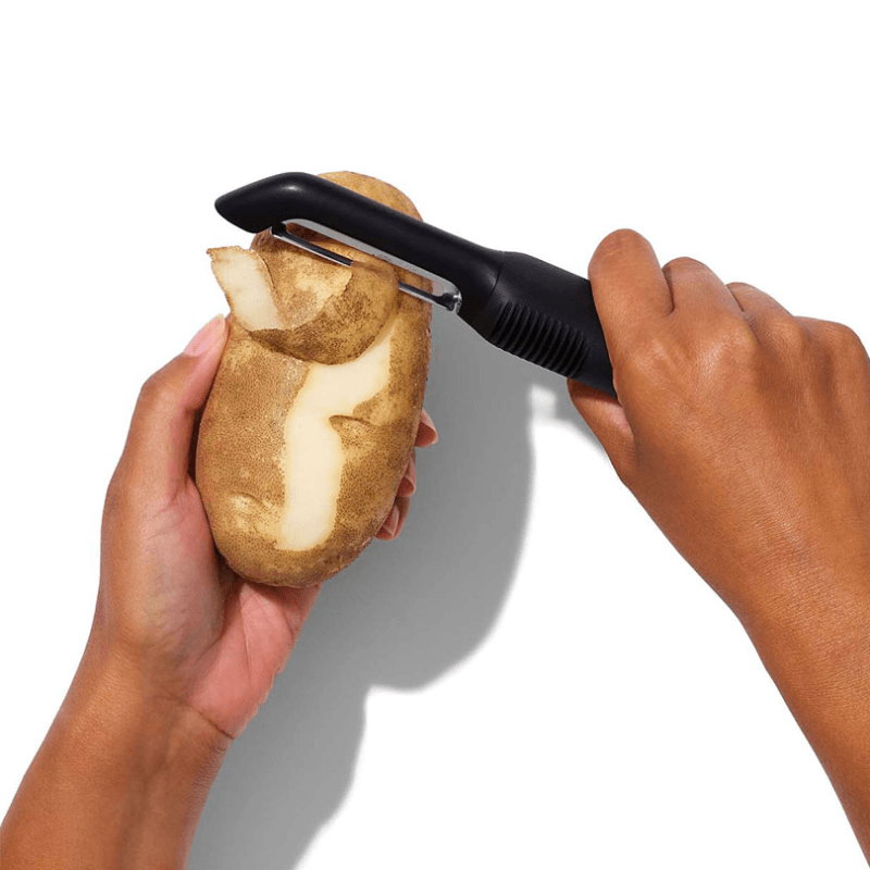 Swivel peeler
