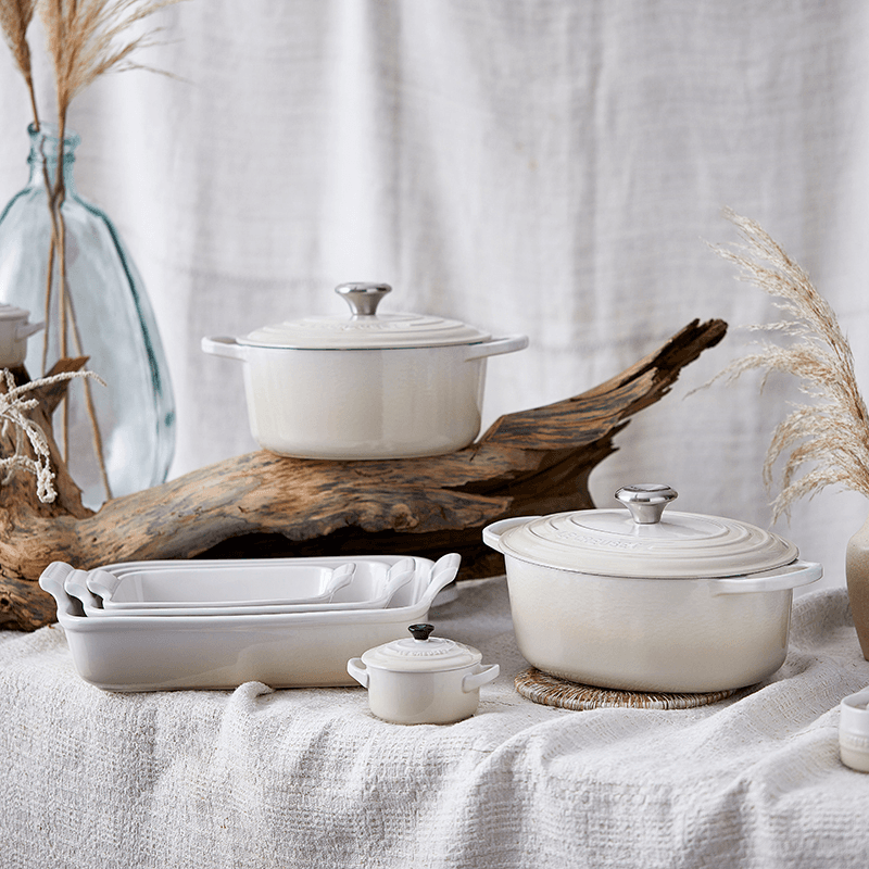 Stoneware Deep Rectangular dish, 26cm - 2.3 litre, Meringue