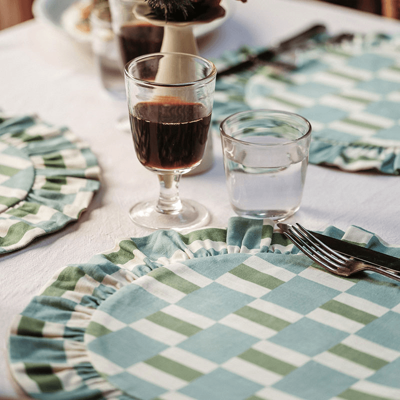 Checkers Reversible Placemat, D39cm, Green & Blue