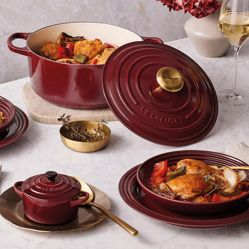 Signature Cast Iron Round Casserole, 28cm, Garnet
