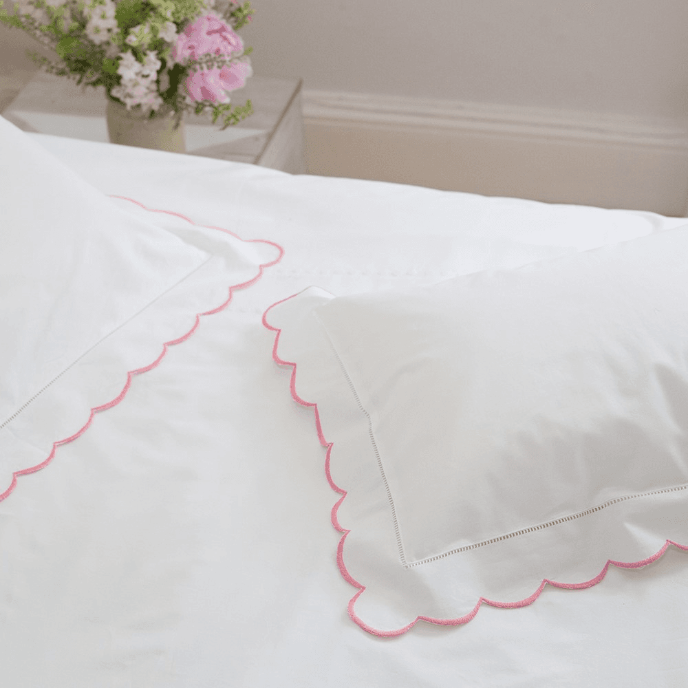 Scallop Standard Pillowcase, Pink