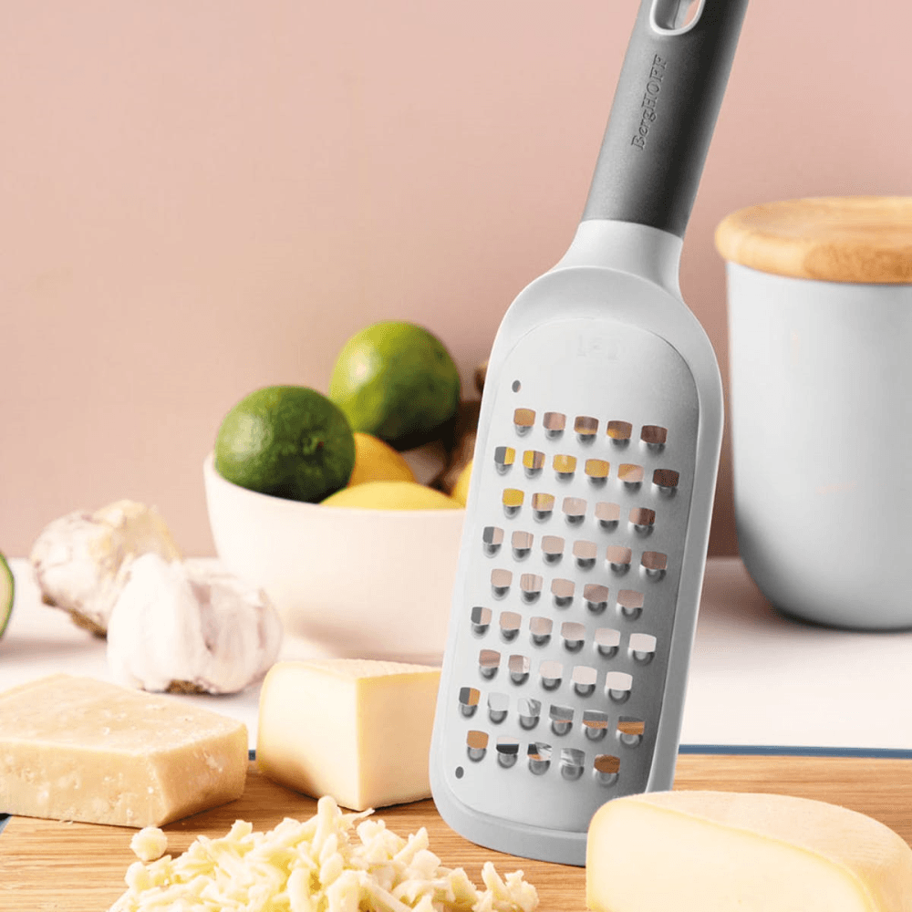 Leo, Ultra Coarse Paddle Grater, Grey
