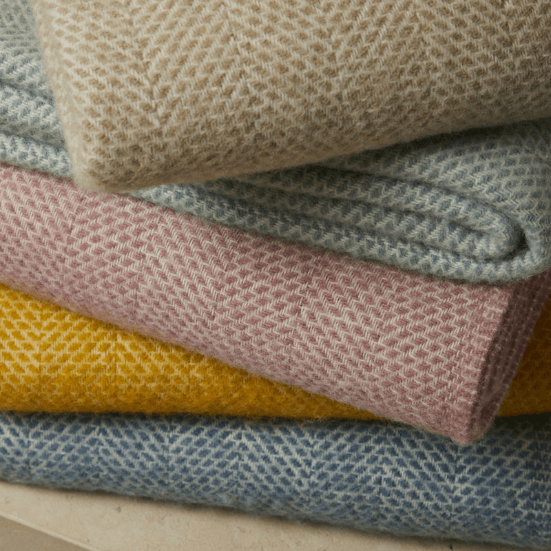 Beehive Throw, 150 x 183cm, Oatmeal