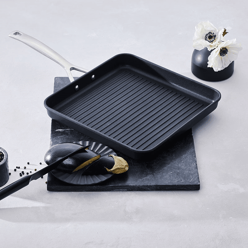 Toughened Non-Stick Square grill pan, 28cm
