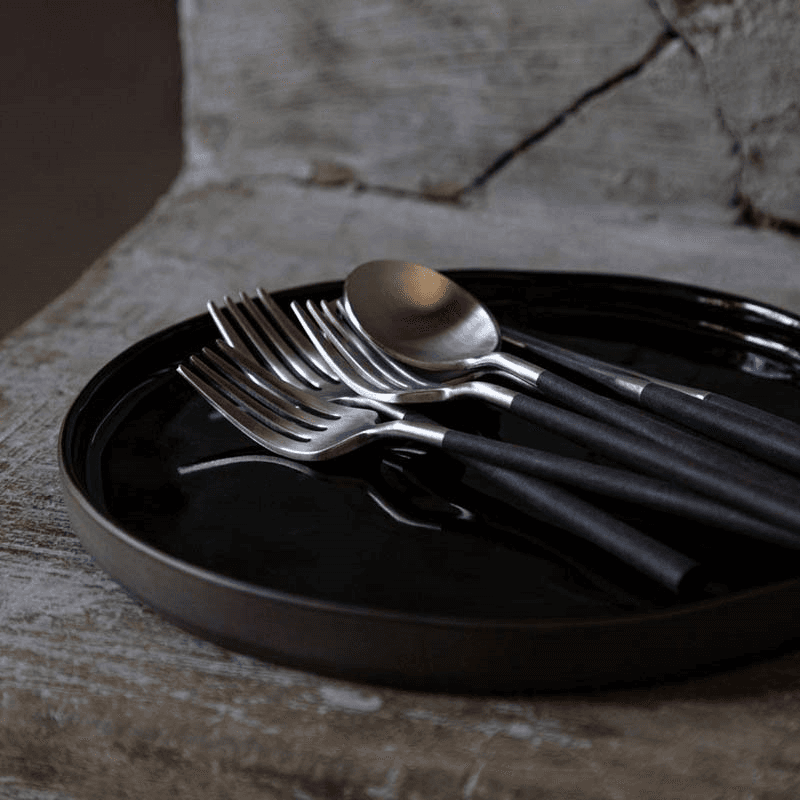 Mito 24 Piece Cutlery Set, Black