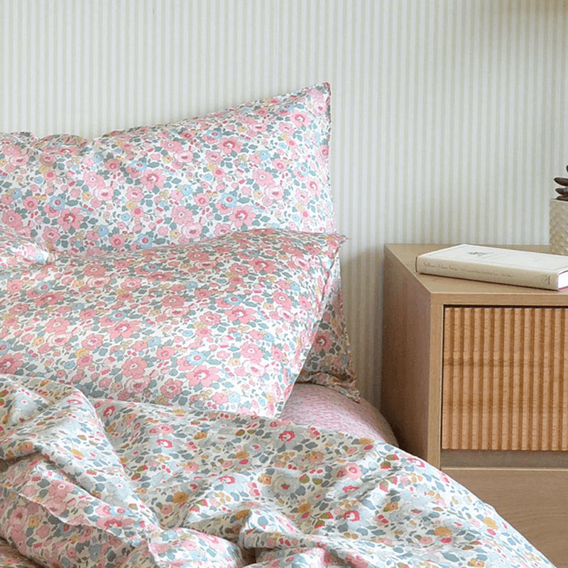 Betsy Candy Floss Duvet Set, King, Pink