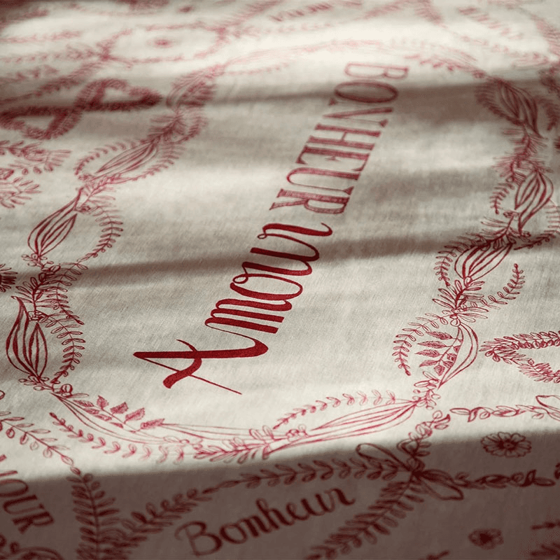 Amour Bonheur Linen Tablecloth, 165 x 300cm, Red