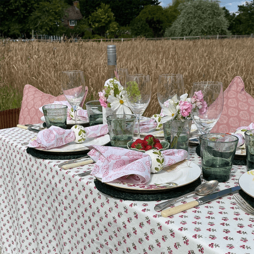 Image showing the Ditsy Tablecloth, 150 x 300cm, Pink product.