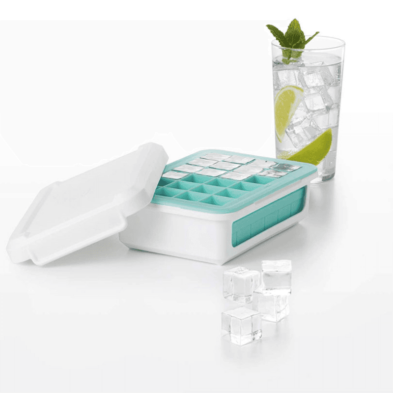 Covered silicone ice cube tray - cocktail cubes