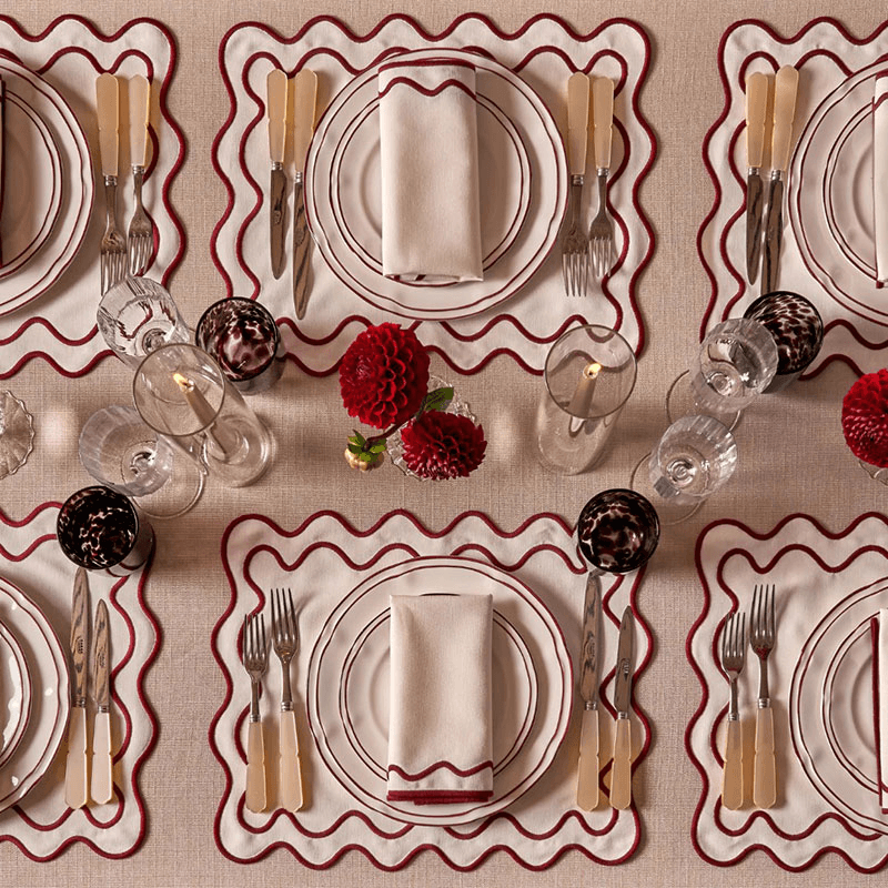 Scarlett Set of 4 Placemats, 36 x 45cm, Burgundy