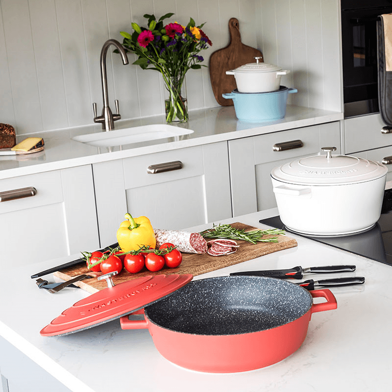Shallow Casserole Dish, 4L, Red