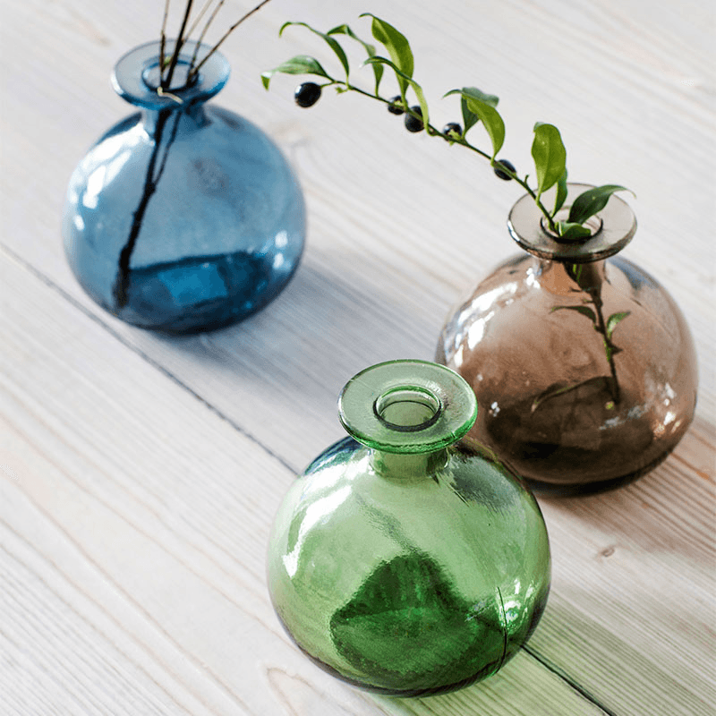 Recycled Glass Round bud vase, H12 x Dia 11cm, Green