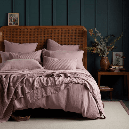 Image showing the Linen Duvet Cover, King, Vintage Rose product.