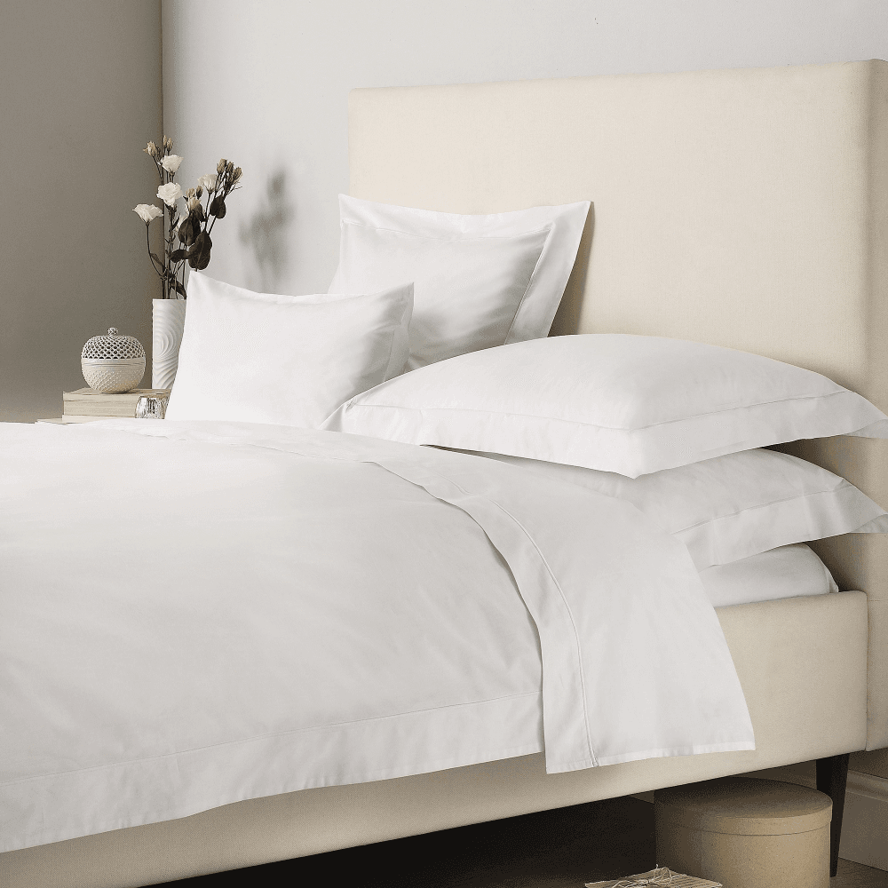 Savoy - 400 Thread Count Egyptian Cotton Emperor duvet cover, W290 x L235cm, White