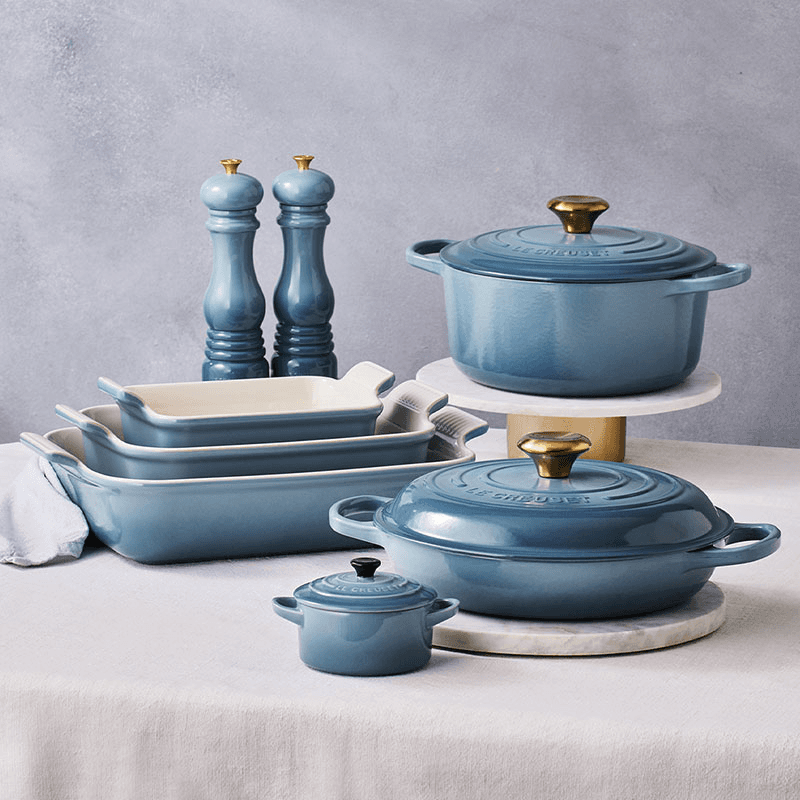 Signature Cast Iron Round Casserole, 28cm, Chambray
