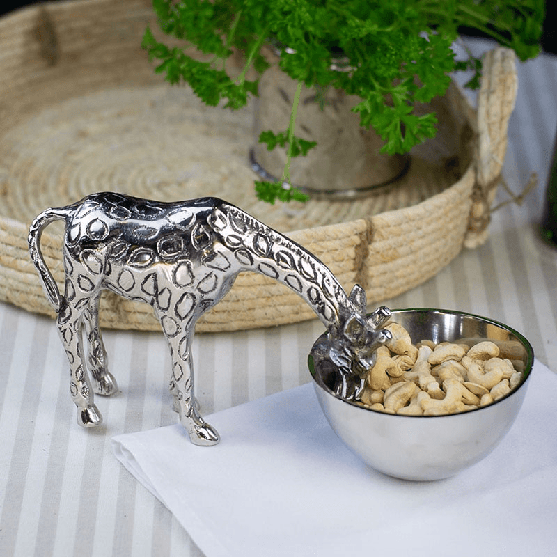 Wild Giraffe Nibbles Bowl, L28 x W12.5 x H14.5 cm, Silver