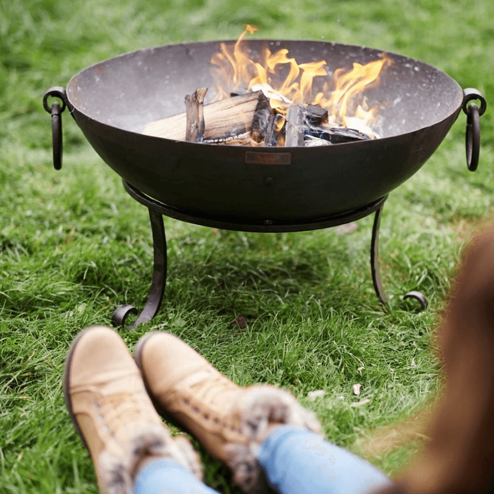 Tula Firepit with stand, Black