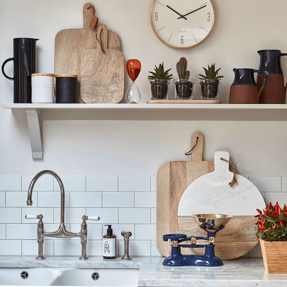 Traditional kitchen scales, Navy Blue Cast Iron With Brass Bowl
