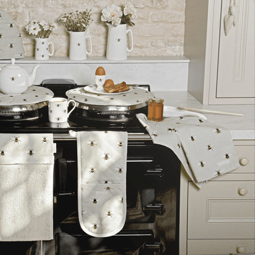 Image showing the Bees Linen Tea Towel, Natural, Yellow product.