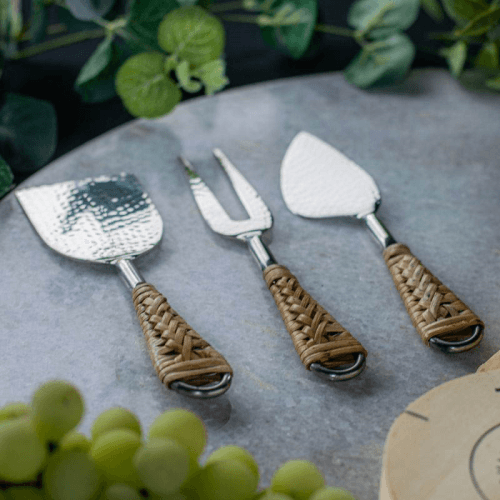 Image showing the Rattan Cheese Utensil Set, Silver product.