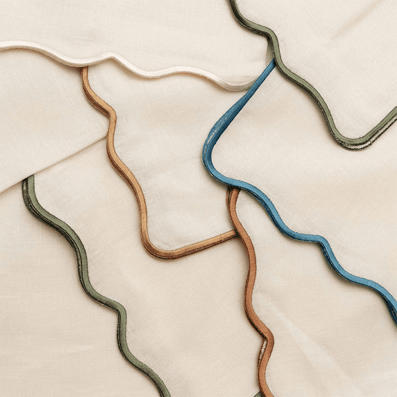 Scalloped Linen Dinner Napkin, 50cm, Artichoke