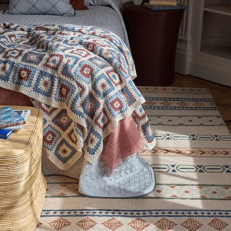 Crochet Throw, 240 x 150cm, Blue & Pink