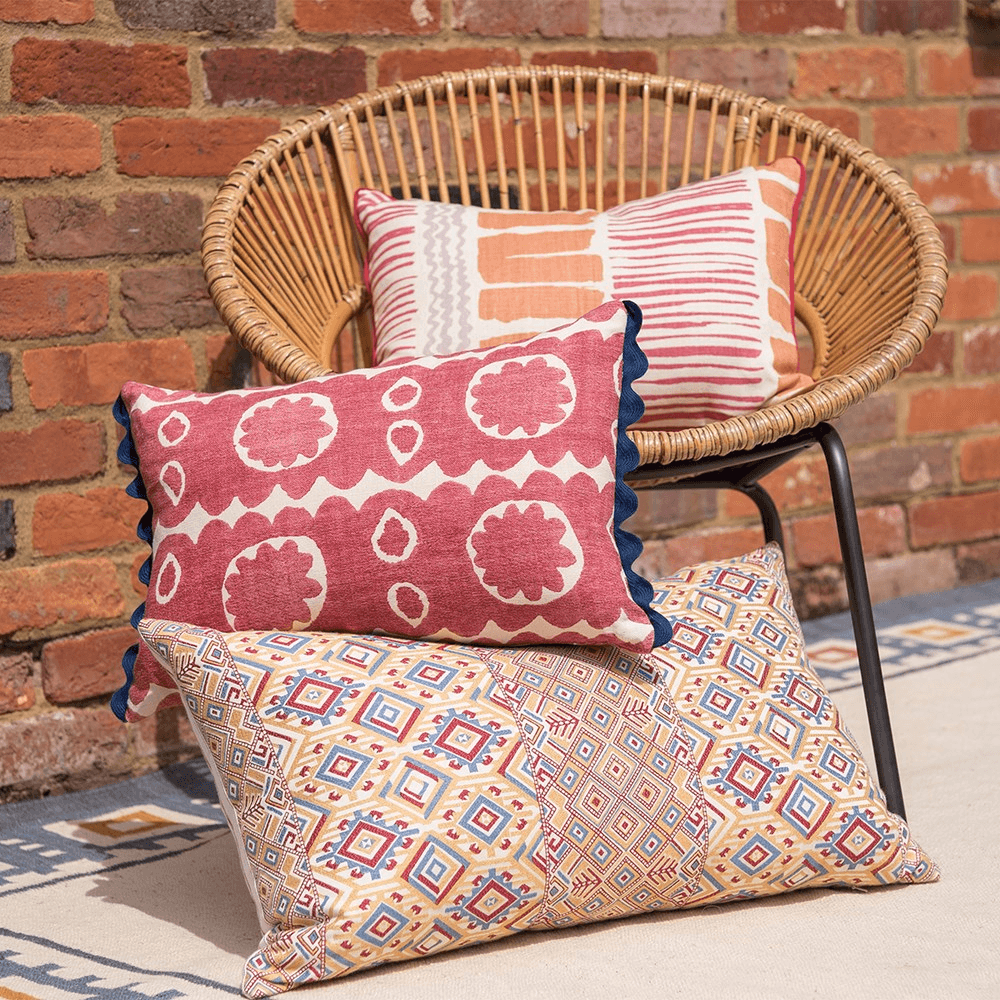 Osborne Cushion, 35 x 50cm, Red