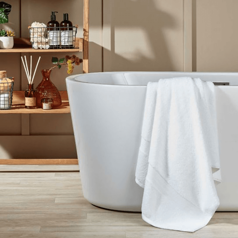 Renaissance Bath Towel, White