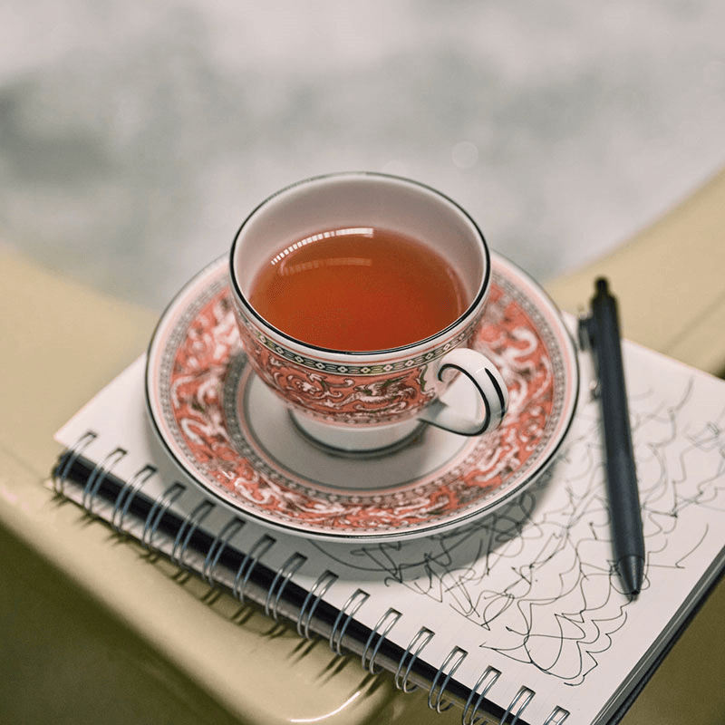 Florentine Teacup and Saucer, 174ml, Salmon