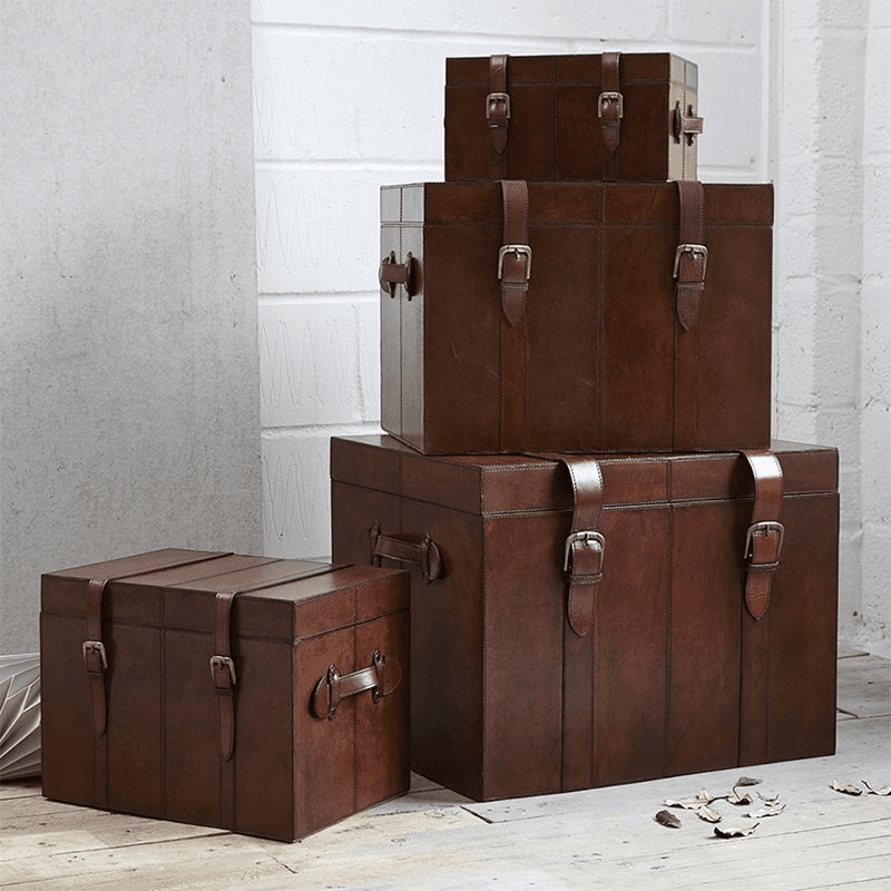 Leather Medium trunk, 51 x 39 x 39cm, Conker Brown