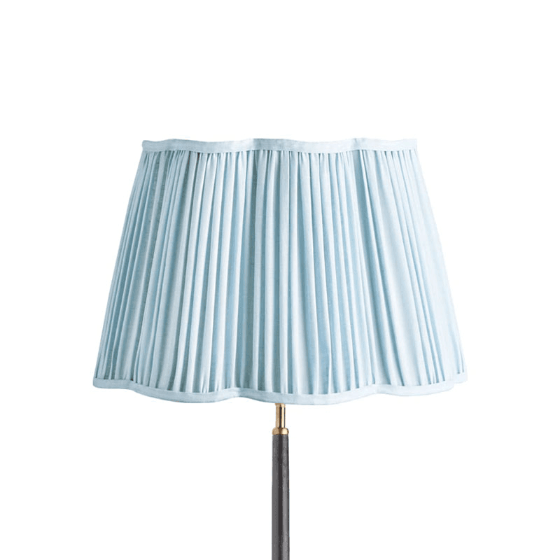 scalloped Shade, 45cm, blue sky linen