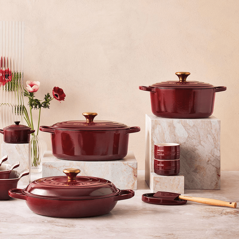 Signature Cast Iron Round Casserole, 28cm, Garnet