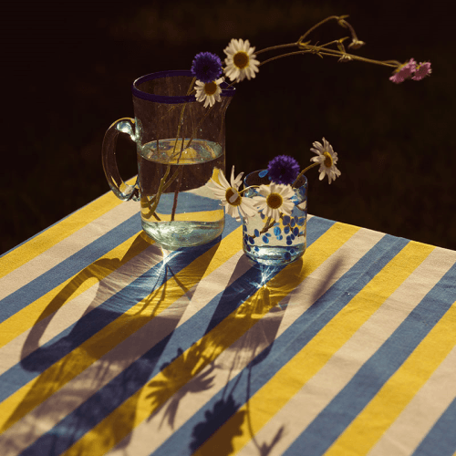 Image showing the Claro Jug, 1L, Blue Rim product.
