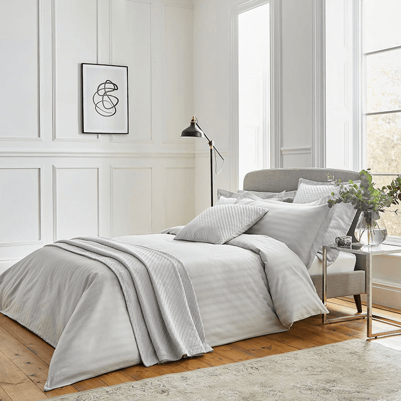 Adan Duvet Cover, Super King, Silver